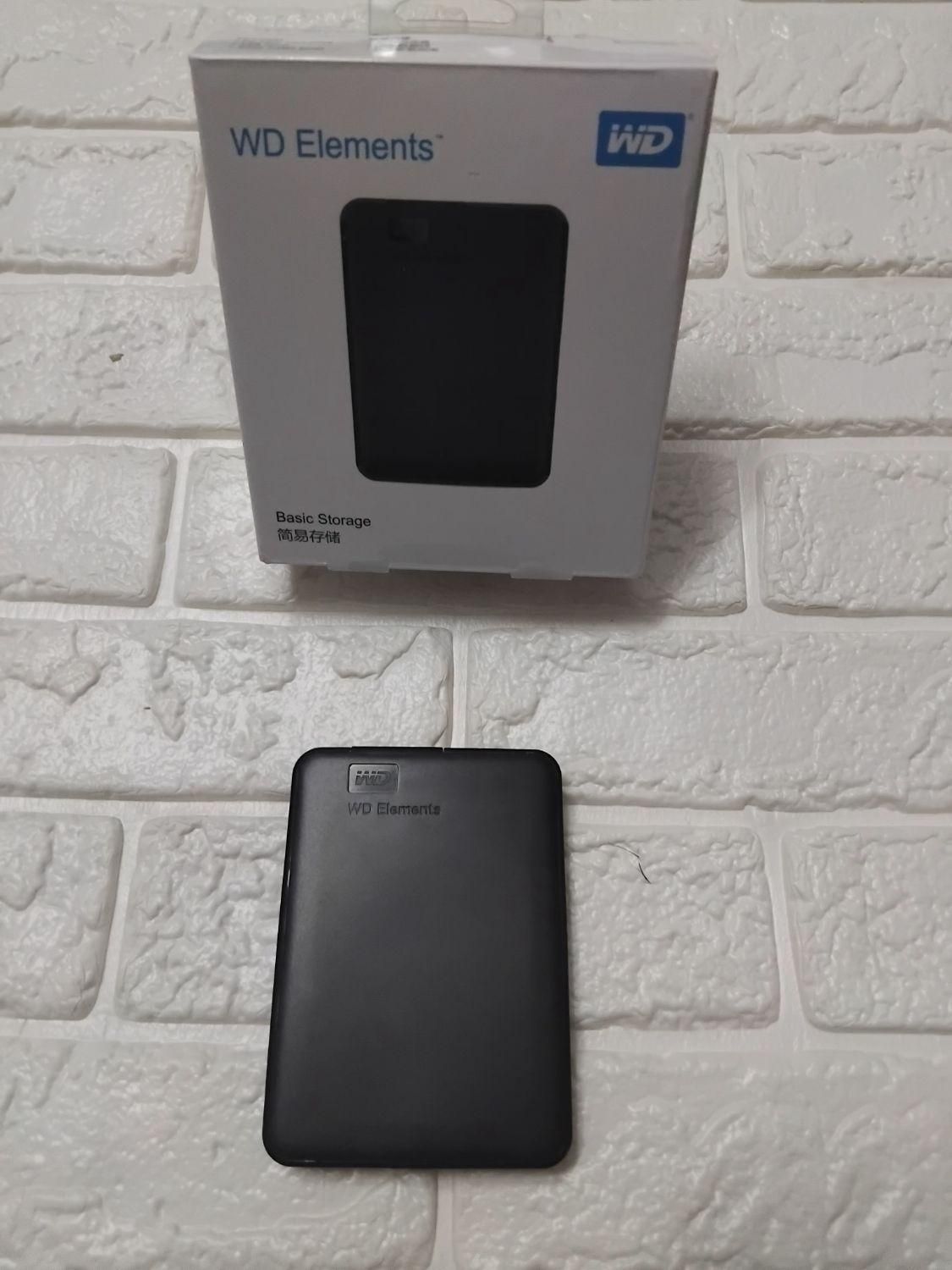 مودم Tplink و هارد اکسترنال ۵۰۰ گیگ|مودم و تجهیزات شبکه|تنکابن, |دیوار
