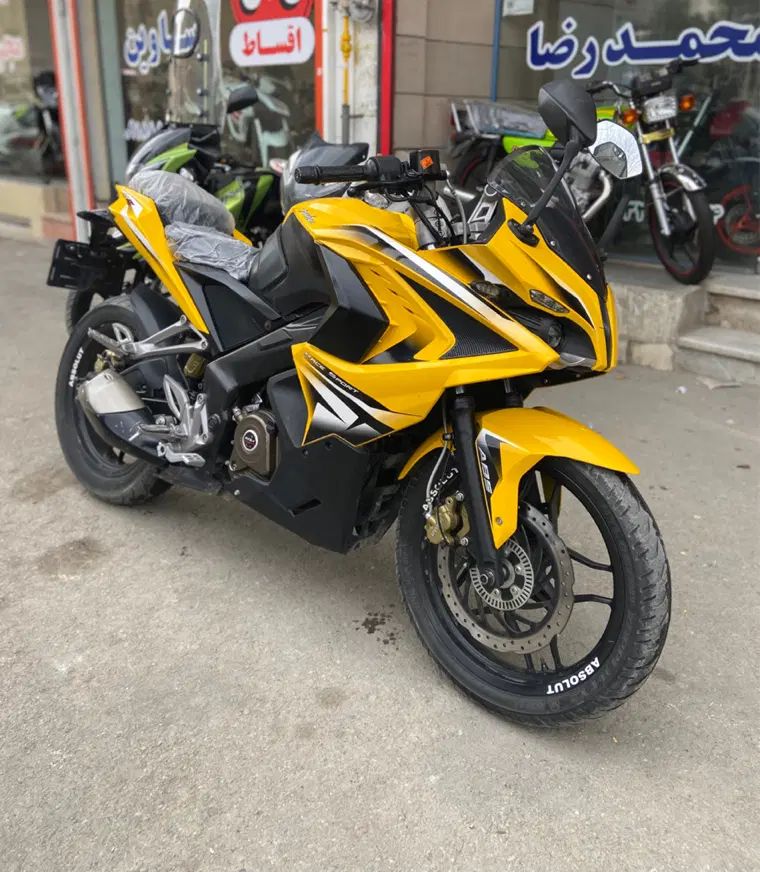 rs200|موتورسیکلت|همدان, |دیوار
