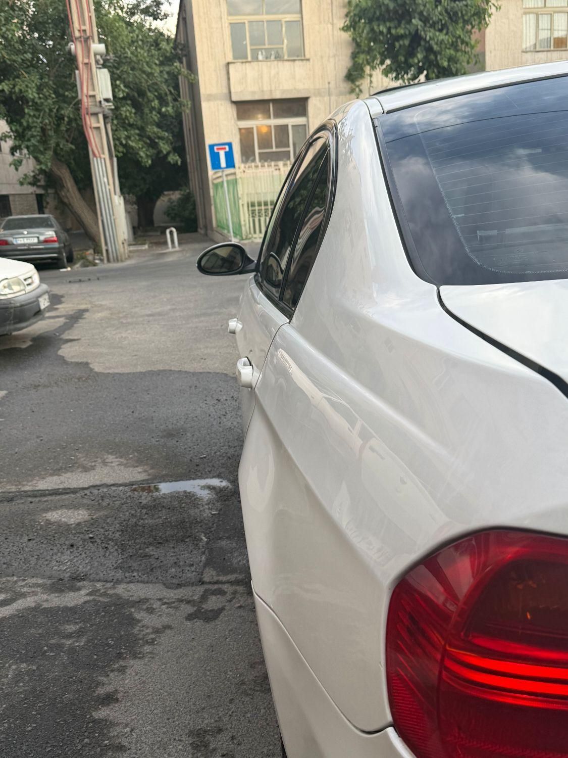 بی‌ام‌و سری 3 سدان 320i، مدل ۲۰۰۷|خودرو سواری و وانت|تهران, سعادت‌آباد|دیوار
