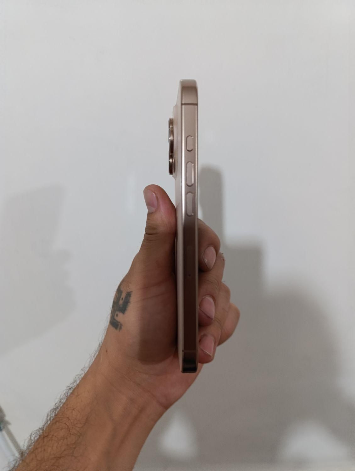 اپل iPhone 16 Pro با حافظهٔ ۵۱۲ گیگابایت|موبایل|مشهد, کارمندان اول|دیوار
