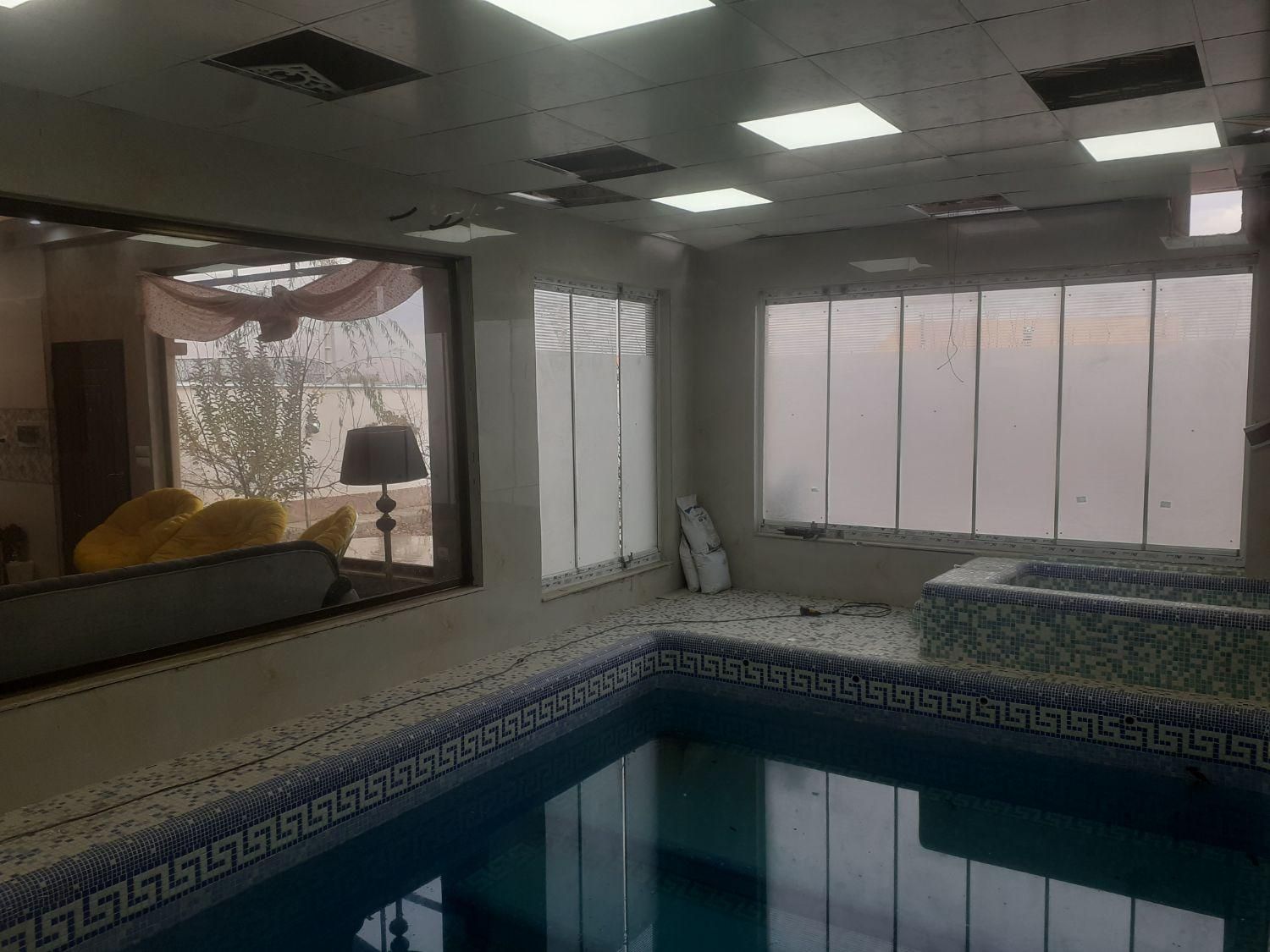 تولیدونصب بالکن شیشه ای|خدمات پیشه و مهارت|تبریز, |دیوار