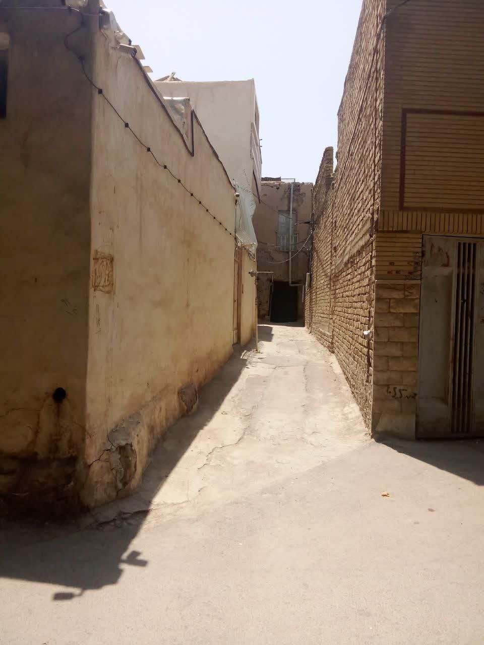 خانه کلنگی|فروش خانه و ویلا|اصفهان, گورتان|دیوار