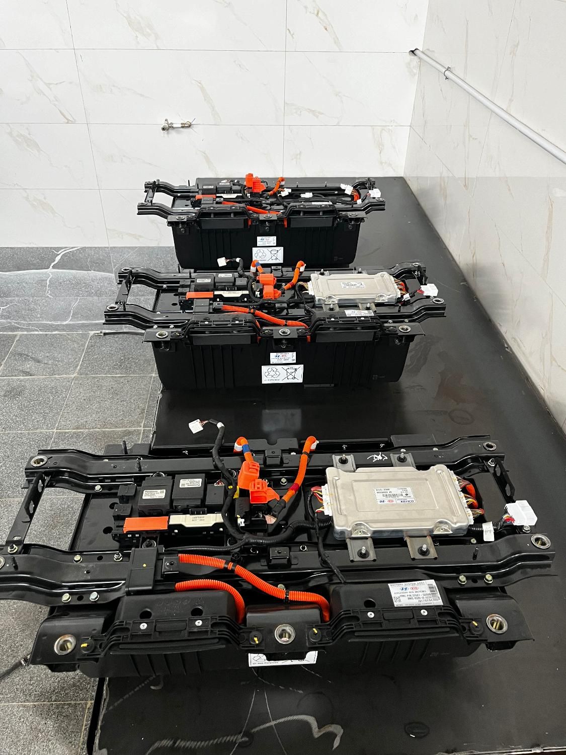 تعمیرگاه تخصصی خودروهای هیبرید|خدمات موتور و ماشین|تهران, استاد معین|دیوار