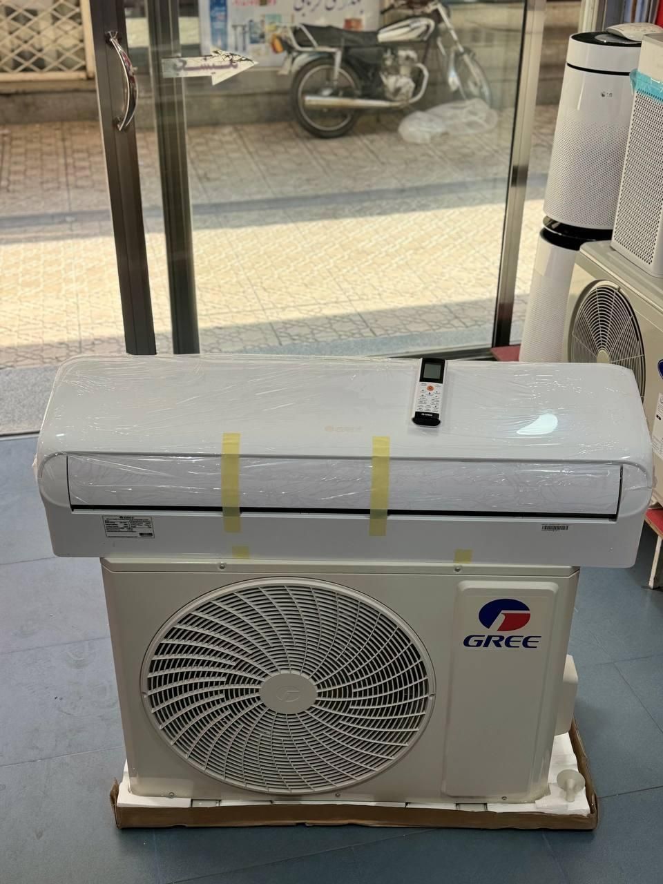 کولر گازی گری اصلی Gwh24000|کولر گازی و فن‌کوئل|بانه, |دیوار