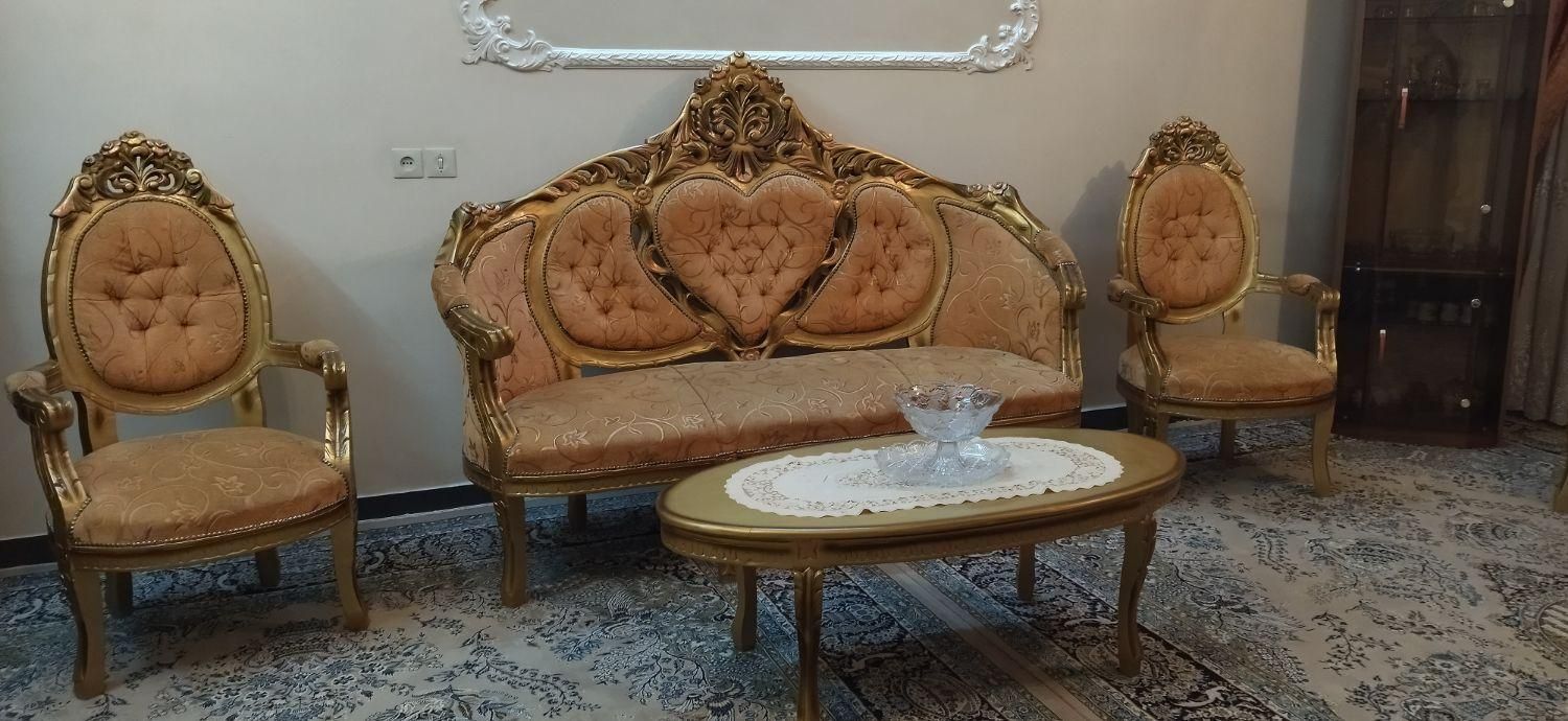 مبلمان 9نفره به همراه میز وسط و دوعسلی و دو بوفه|مبلمان خانگی و میز عسلی|دزفول, |دیوار