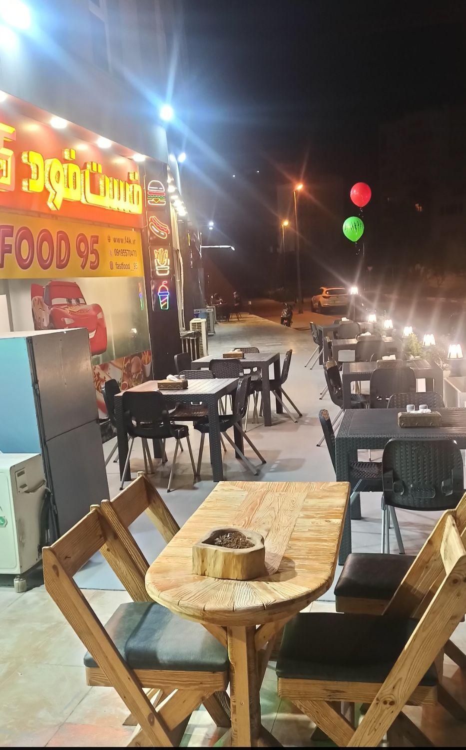 فروش غرفه مجتمع خدماتی خانه گستر کاربری آزاد|فروش مغازه و غرفه|کیش, |دیوار