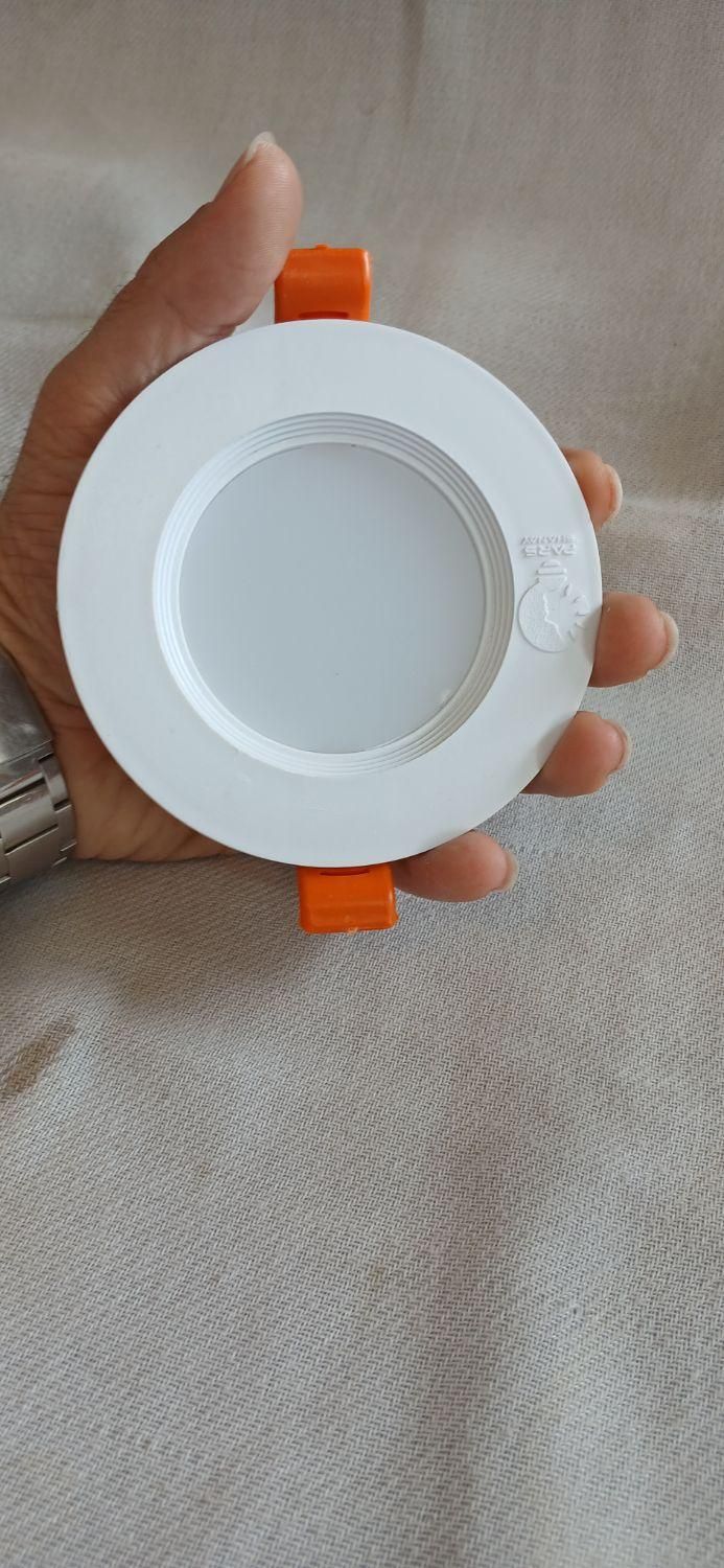 فروش ویژه پنل ۷ وات LED آفتابی زیر قیمت بازار|لامپ و چراغ|ساری, |دیوار