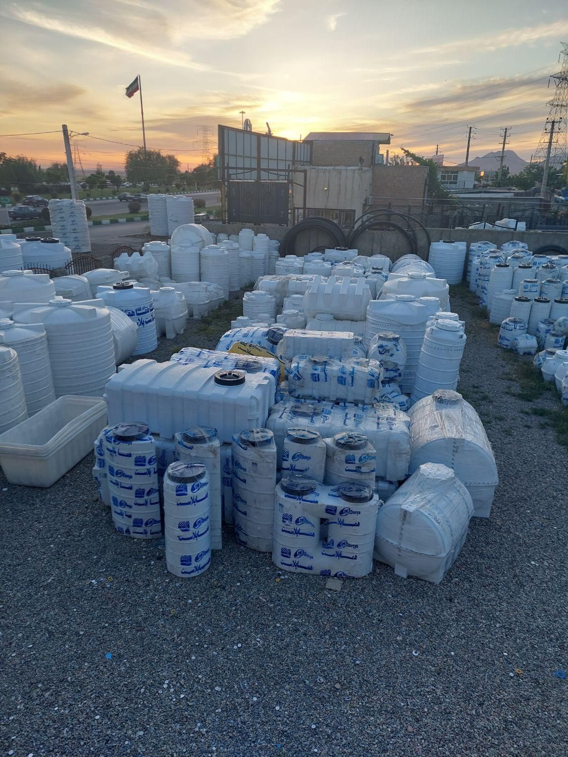 تانکر آب ،مخزن پلی اتیلن|مصالح و تجهیزات ساختمان|نظرآباد, شهرک آزادگان|دیوار