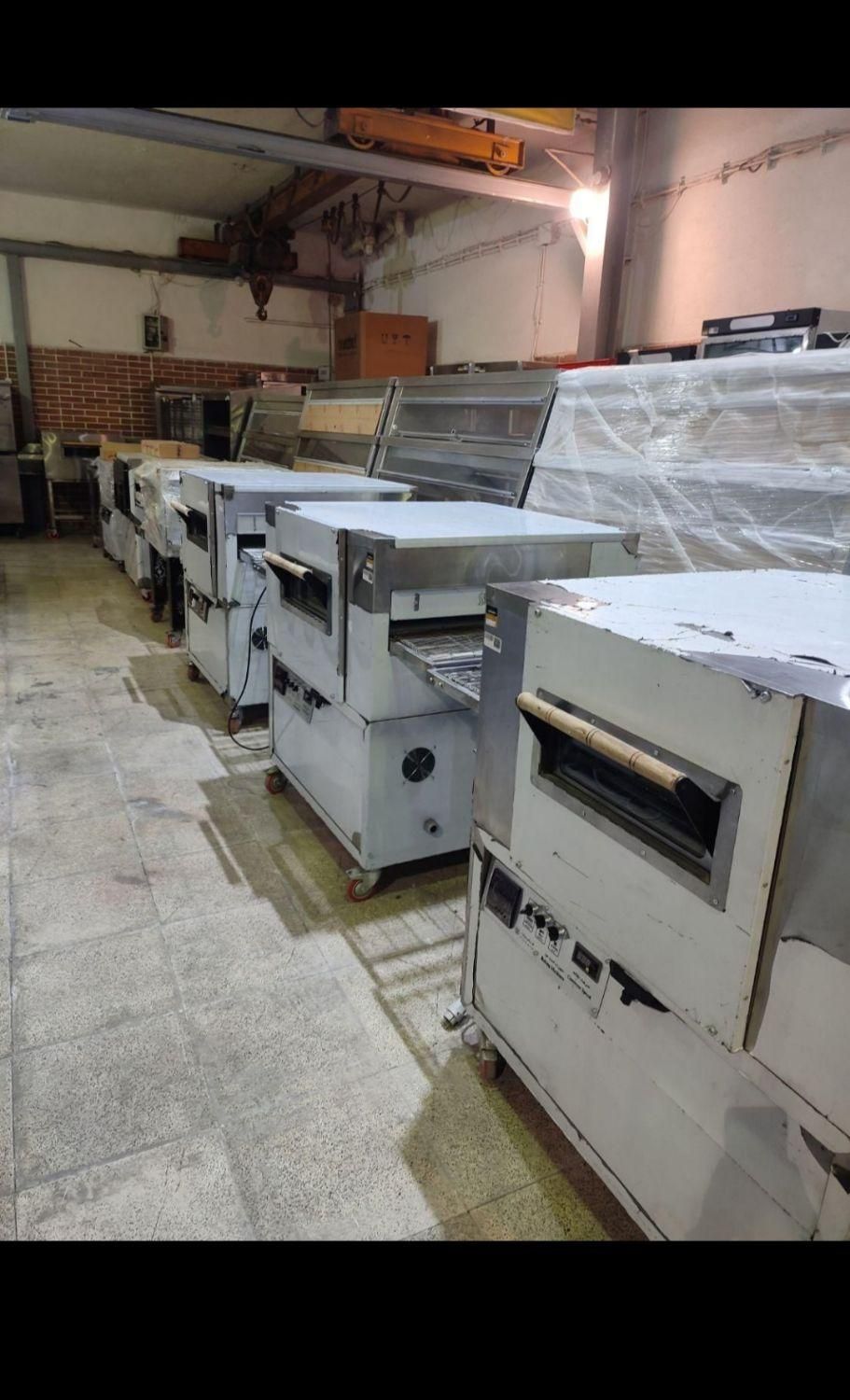 فر ریلی پیتزا اتومات|کافیشاپ و رستوران|مشهد, نوید|دیوار