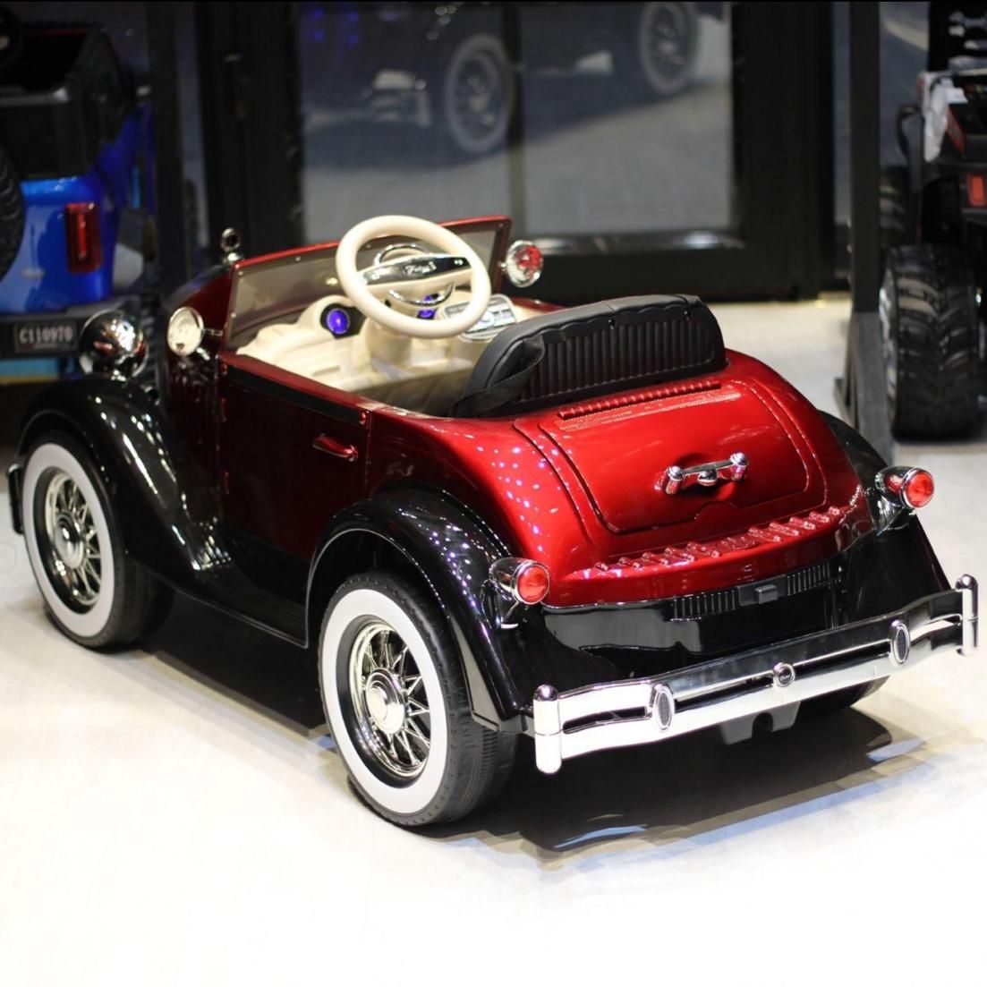 ماشین شارژی کلاسیک لاستیک ژله ای ( موتور شارژی )|اسباببازی بچه|مشهد, آبکوه|دیوار