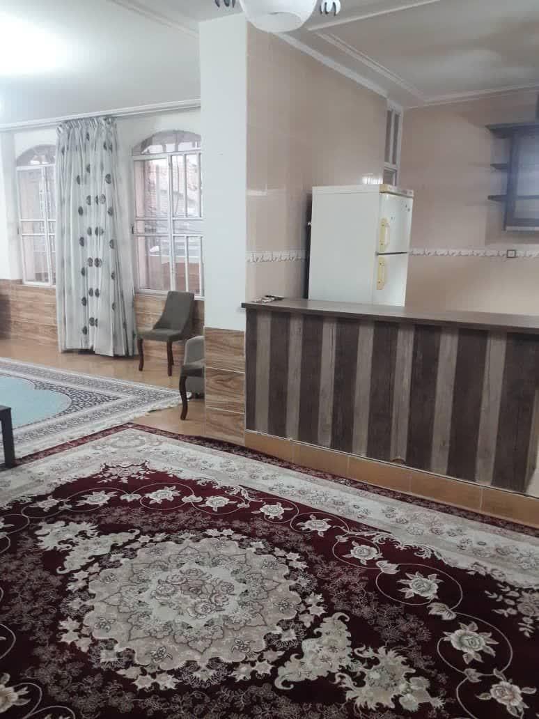 منزل سوییت مبله با پارکینگ نزدیک دروازه قرآن|اجارهٔ کوتاه‌مدت آپارتمان و سوئیت|شیراز, کوی طلاب|دیوار