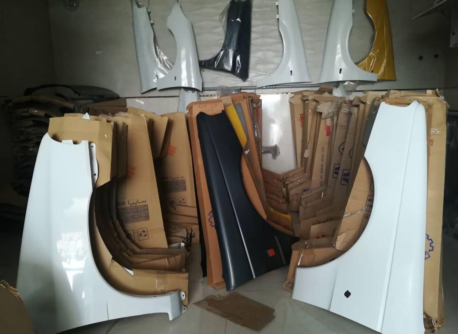 بورس انواع گلگیر رنگی کاپوت بدنه|قطعات یدکی و لوازم جانبی|کرج, گلشهر|دیوار