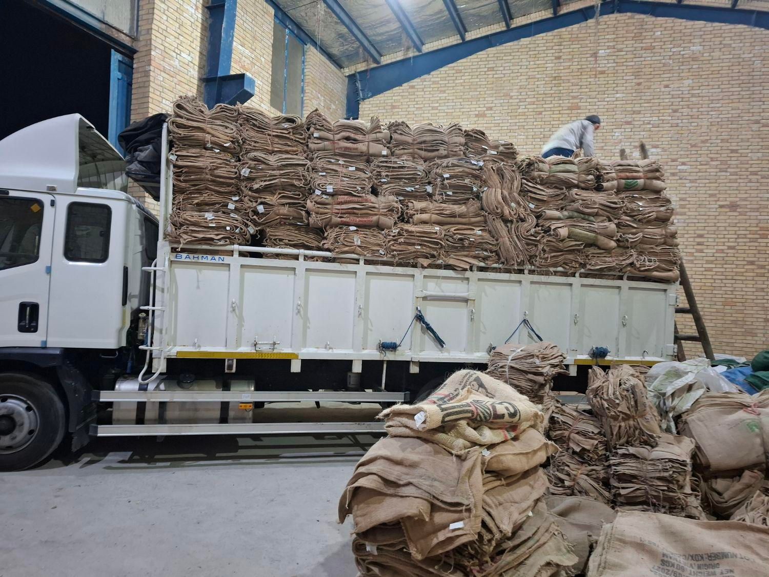 سنگر گونی انواع گونی کنفی تراکم بالا|عمدهفروشی|ری, ظهیرآباد|دیوار