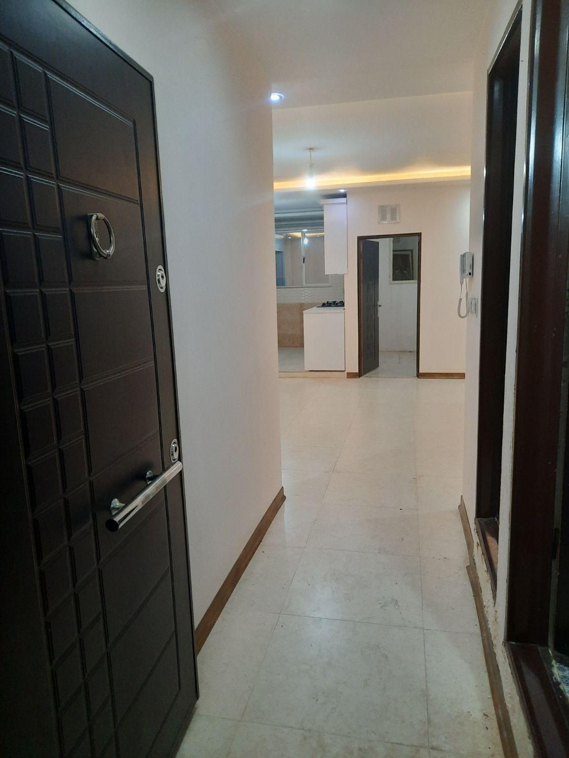 آپارتمان ۸۰ متر دوخواب پارکینگ اسانسور|اجارهٔ آپارتمان|مشهد, کوشش|دیوار