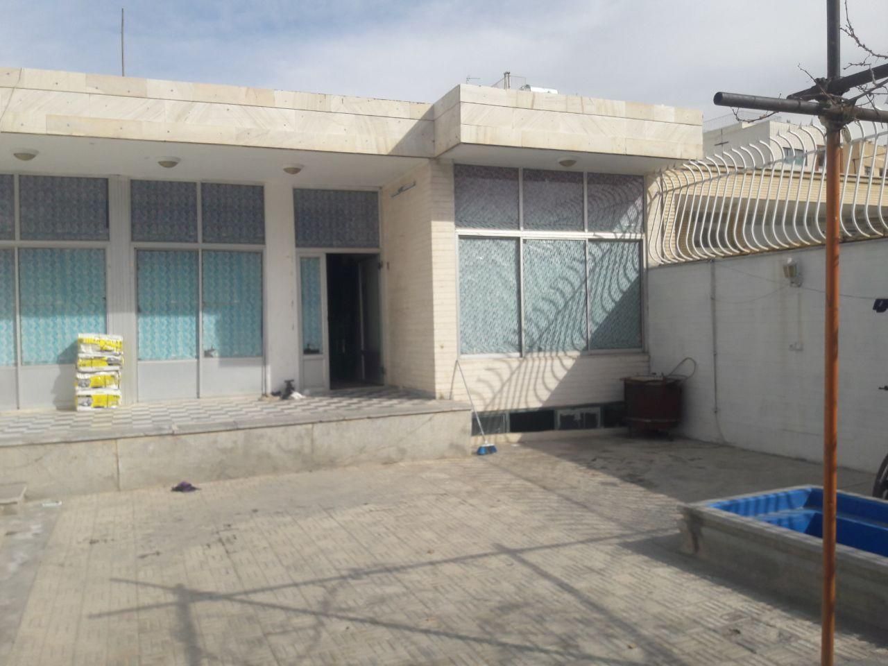 فروش ومعاوضه کلنگی ۳۰۰ متری باهنر تیران اهنگران|فروش خانه و ویلا|اصفهان, شهریار|دیوار