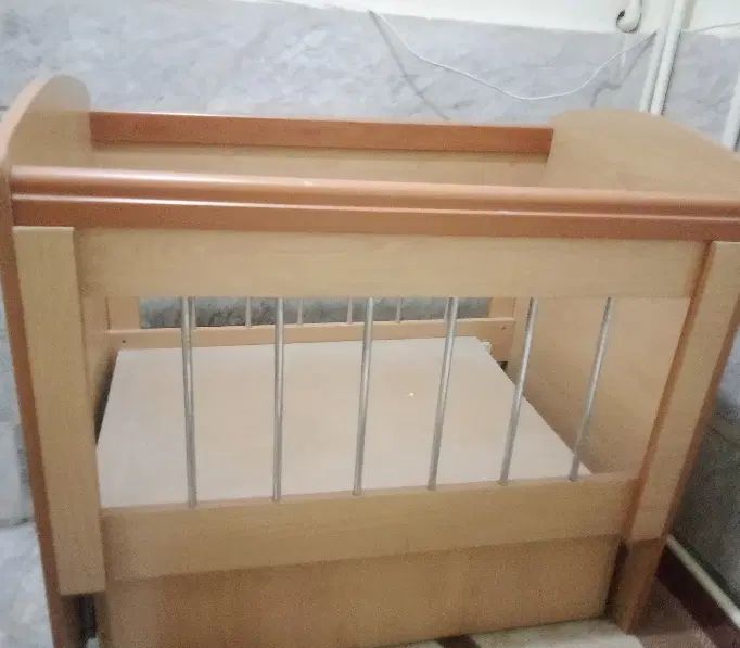 تخت کودک .تخت نوزاد .گهواره|تخت و صندلی بچه|تهران, شکوفه (عبدل آباد)|دیوار