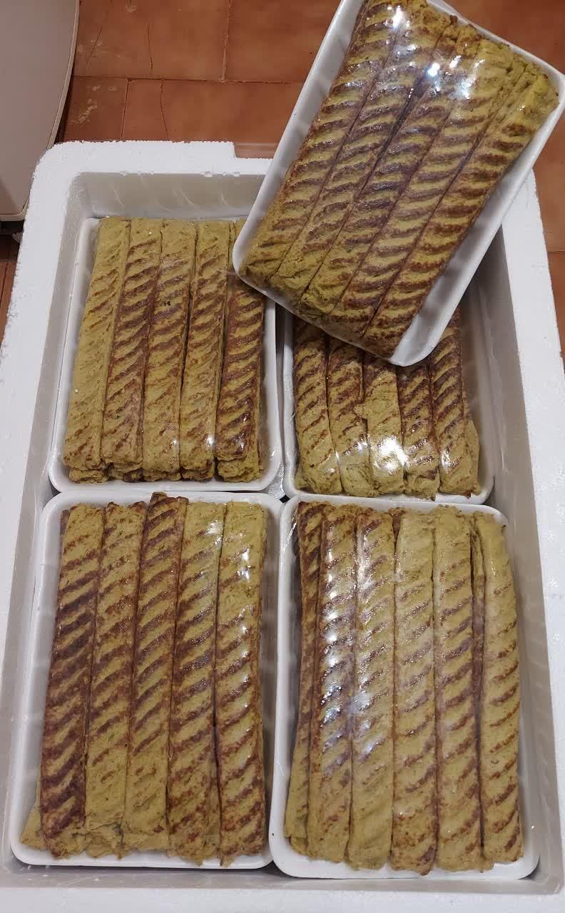 کباب کوبیده مرغ (۷۰%مرغ ۳۰% قلوه گاه گوسفندی)|خوردنی و آشامیدنی|تهران, نیروی هوایی (پیروزی)|دیوار