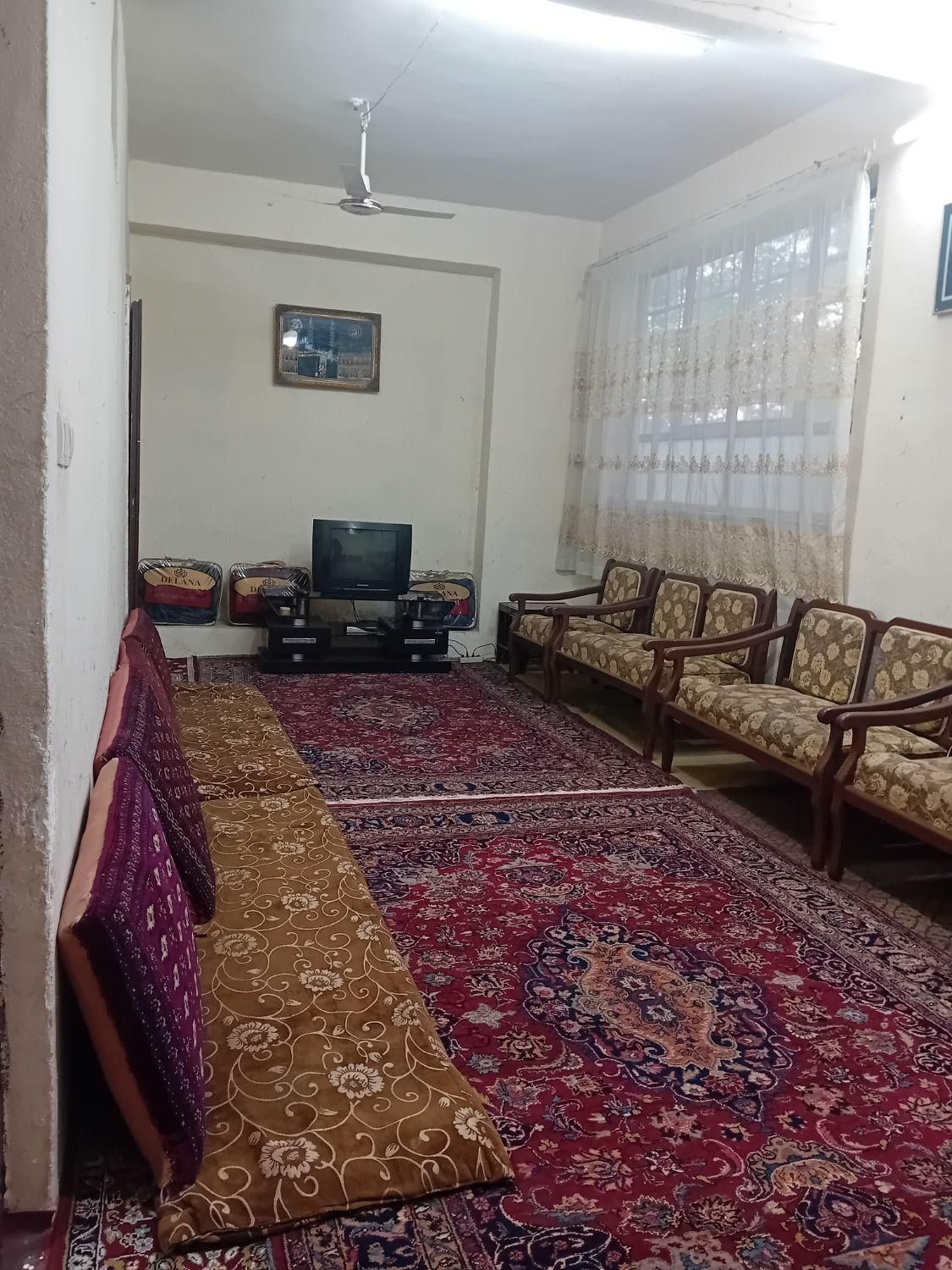 خانه ویلایی دوطبقه دربست در ۵ دقیقه حرم امام رضا|اجارهٔ کوتاه‌مدت آپارتمان و سوئیت|مشهد, جوادیه|دیوار