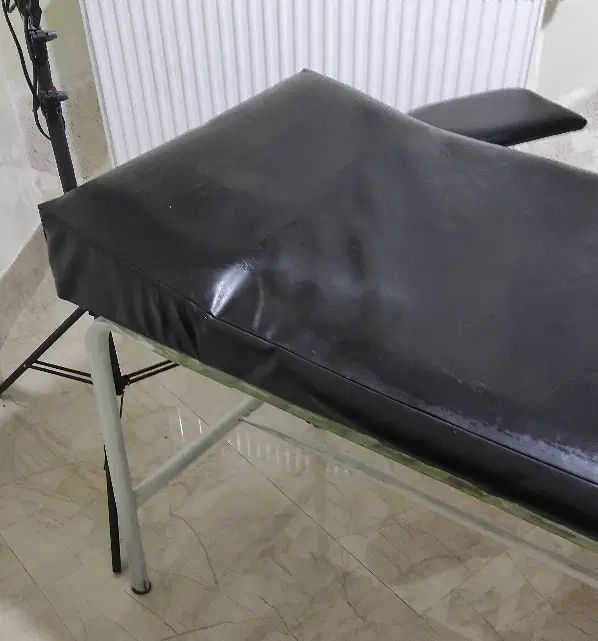 تخت تتو اپیلاسیون فیشیال ماساژ و آرم رست|آرایشگاه و سالن‌های زیبایی|شیراز, فرهنگ شهر|دیوار