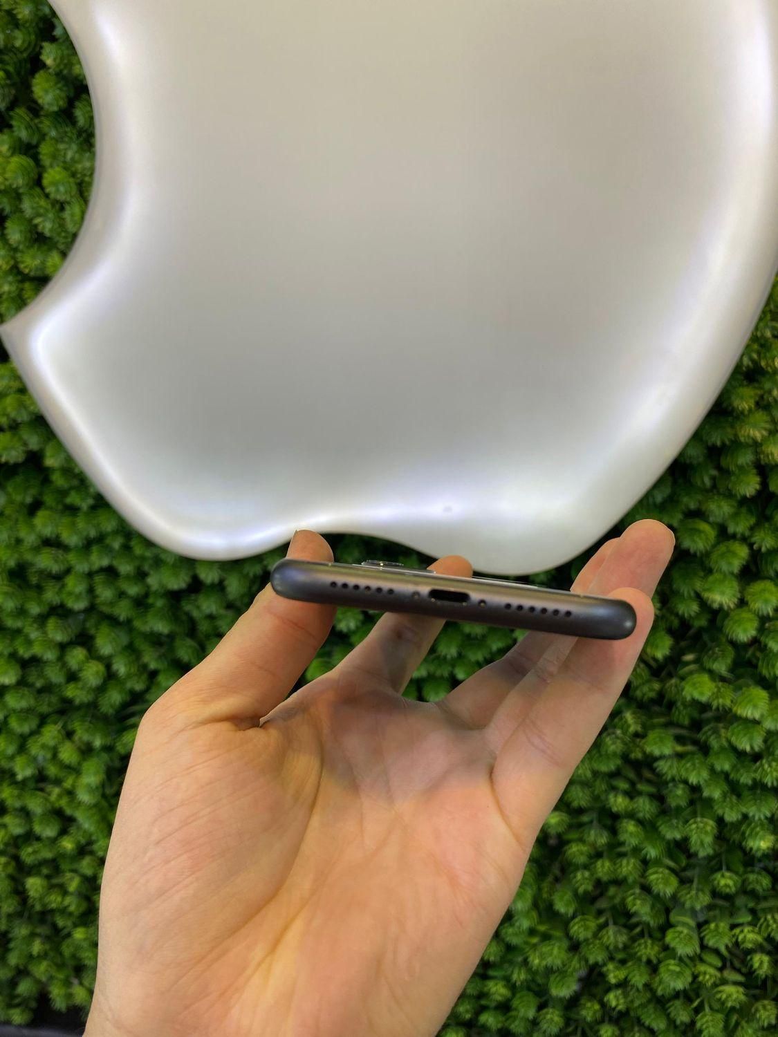 iphone 11Normal CH/A|موبایل|تهران, نصرت|دیوار