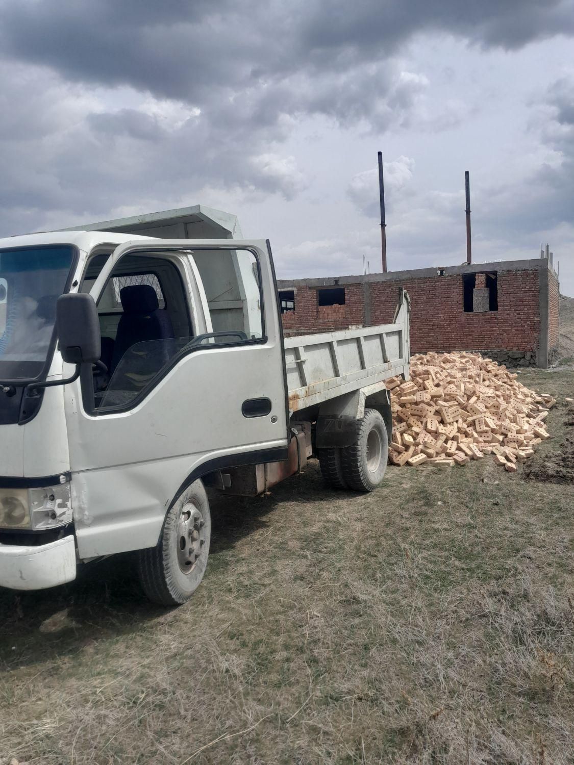 نخاله ،شن و ماسه سنگ ولاشه|خدمات حمل و نقل|بازرگان, |دیوار