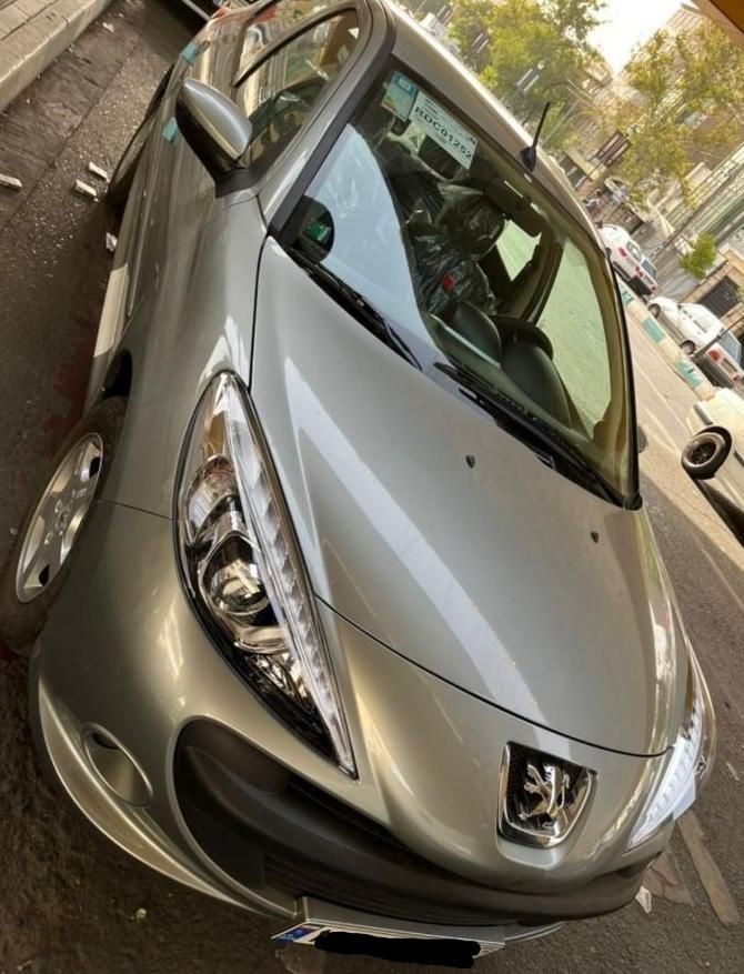آماده تحویل ۲۰۷اتومات سقف فلزصفر/\207 Auto مدل۱۴۰۴|خودرو سواری و وانت|تهران, شهرآرا|دیوار
