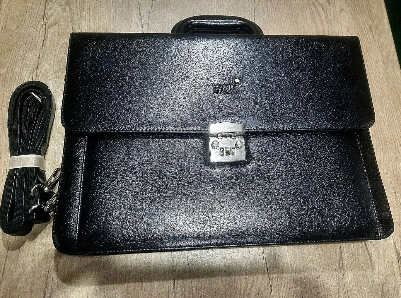 کیف دستی و رودوشی montblanc|کیف، کفش، کمربند|تهران, آجودانیه|دیوار