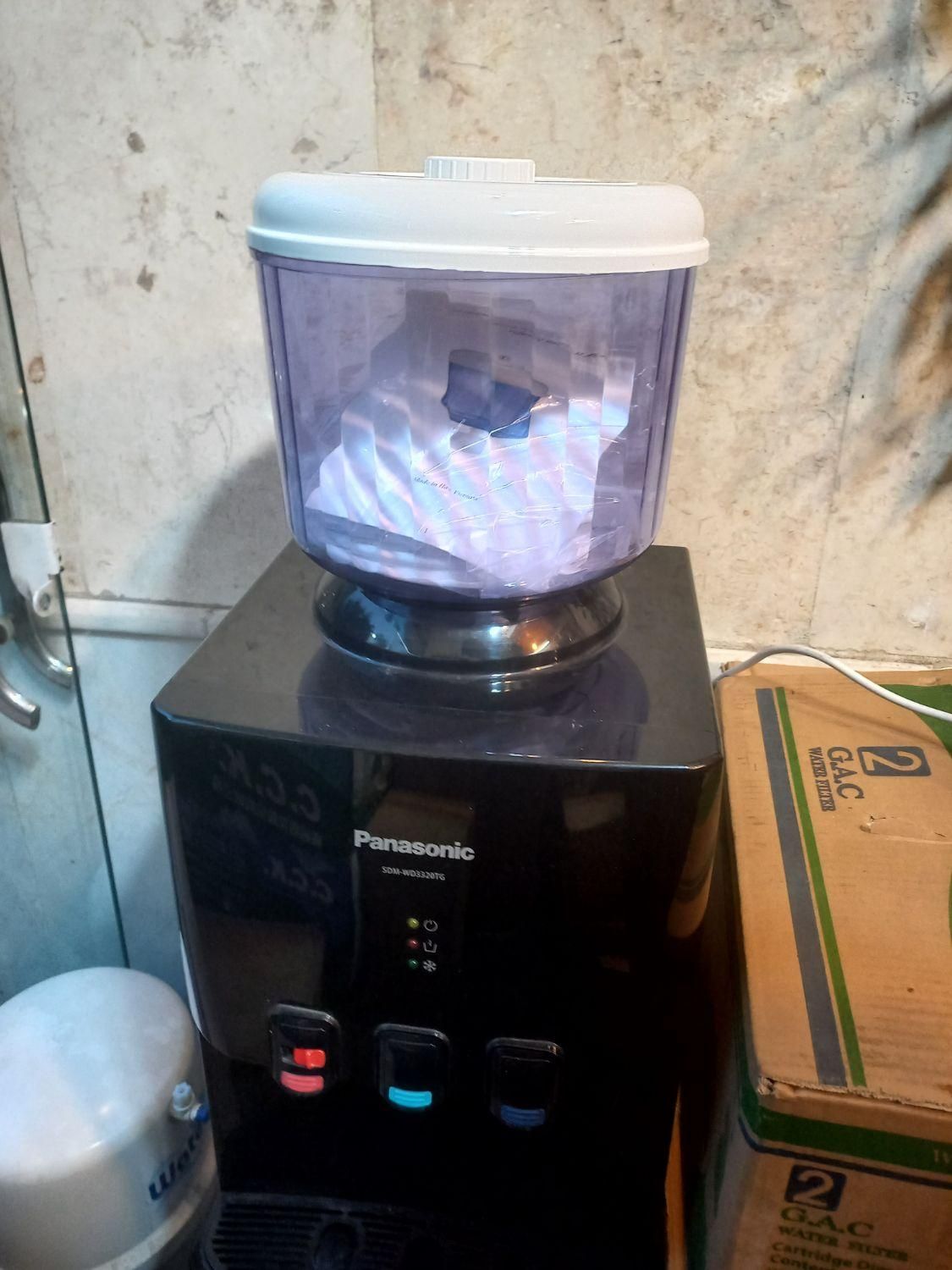 مخزن شناوردار آبسردکن|آب‌سردکن و تصفیه آب|تبریز, |دیوار