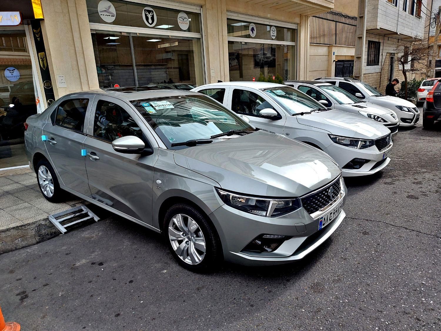 تارا اتومات V4 تیتانیوم صفر خشک مدل 1404|خودرو سواری و وانت|تهران, صادقیه|دیوار