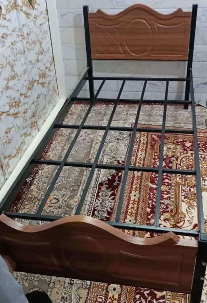 تخت فلزی چوبی تشک اقساط ۳ماه|تخت و سرویس خواب|قم, آزادگان|دیوار