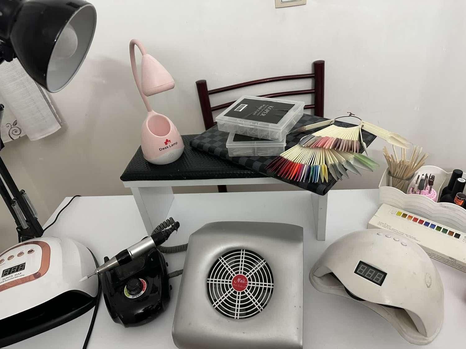 فروش لوازم کاشت ناخن|آرایشی، بهداشتی، درمانی|خمینیشهر, |دیوار