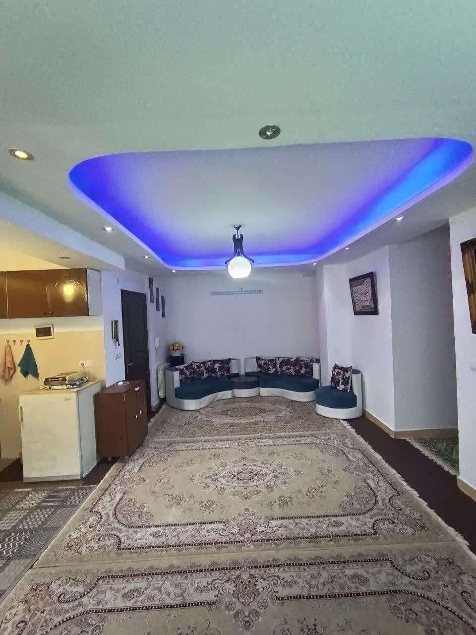 فروش واحد 84 متری سنددار بلوار ولیعصر به گلسار|فروش آپارتمان|رشت, کوی عرفان|دیوار