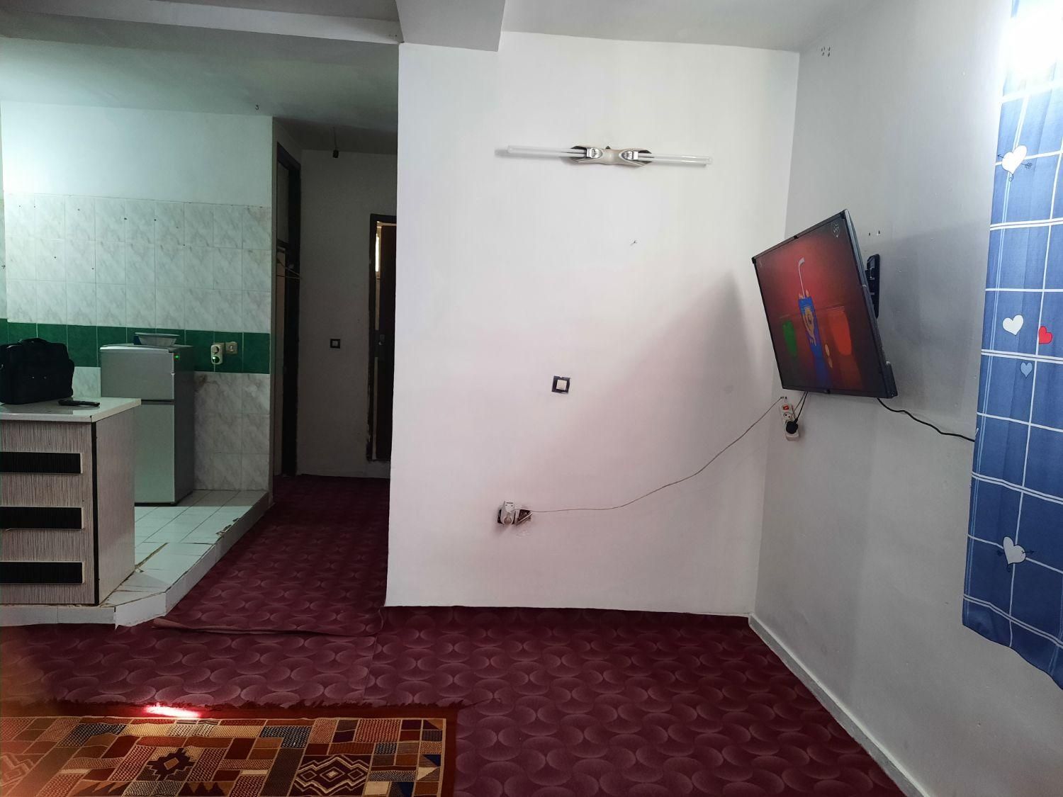 سوئیت مبله وتمیزطبقه اول فقط اجاره هفتگی|اجارهٔ کوتاه‌مدت آپارتمان و سوئیت|چابهار, |دیوار