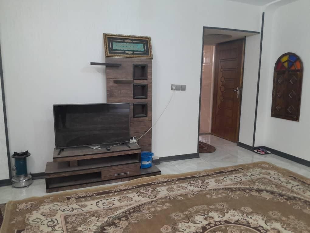 اجاره کوتاه مدت منزل ویلایی جنوبی|اجارهٔ کوتاه‌مدت آپارتمان و سوئیت|فولادشهر, C3|دیوار