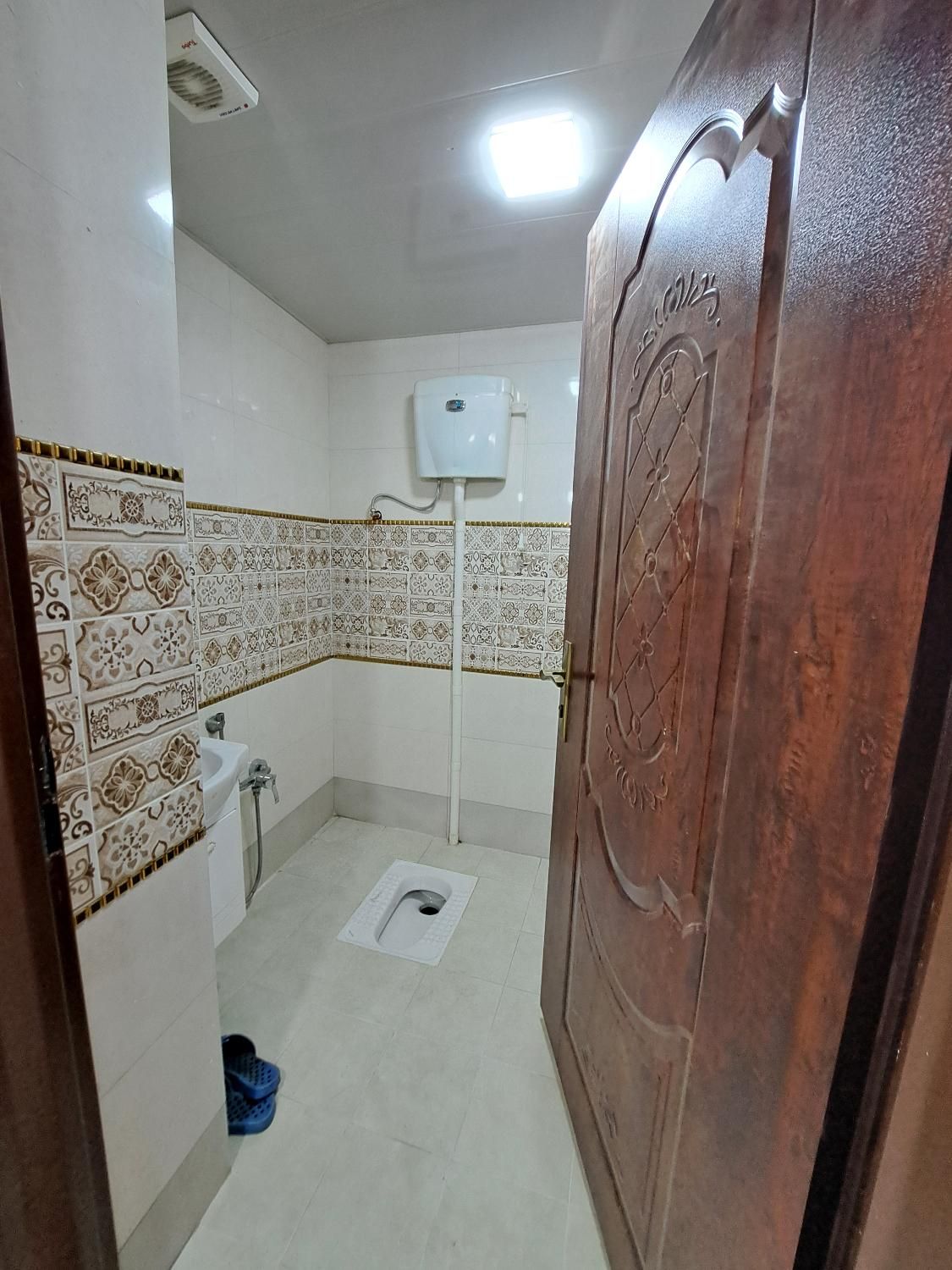 ۸۱متر/ نواب/ ۳خواب|فروش دفتر کار، اتاق اداری، مطب|رشت, گلسار|دیوار