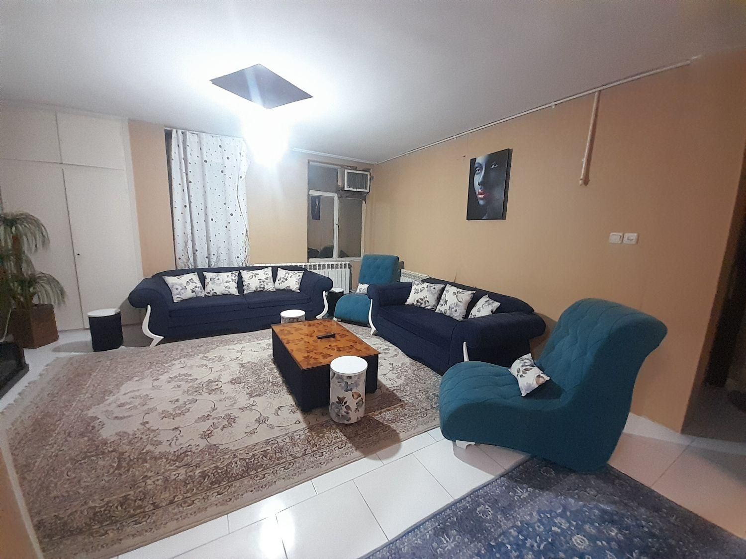 اجاره سوئیت اپارتمان دانشگاه اصفهان چهارباغ. 33پل|اجارهٔ کوتاه‌مدت آپارتمان و سوئیت|اصفهان, سعادت‌آباد|دیوار