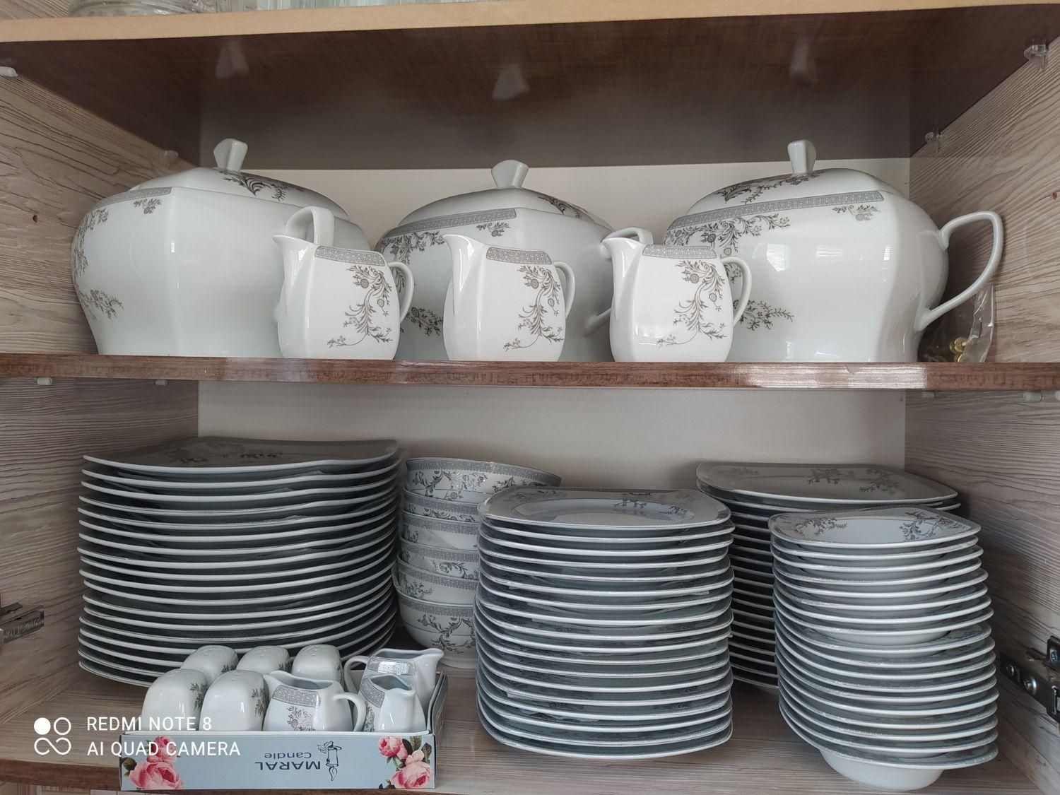 ظروف غذا خوری چینی 18نفره بدون صبحانه خوری|ظروف سرو و پذیرایی|تبریز, |دیوار