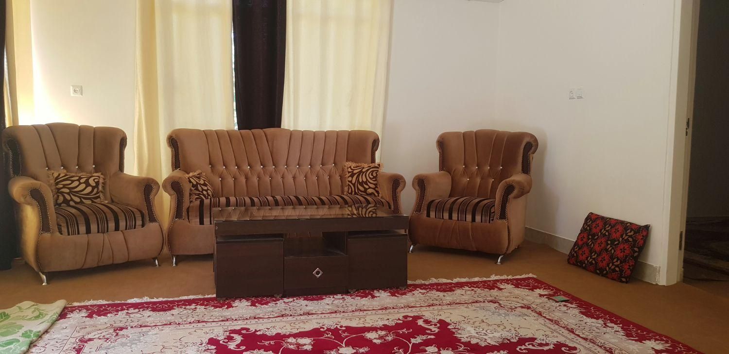 اجاره باغ دهاقان|اجارهٔ کوتاهمدت ویلا و باغ|شهرضا, |دیوار