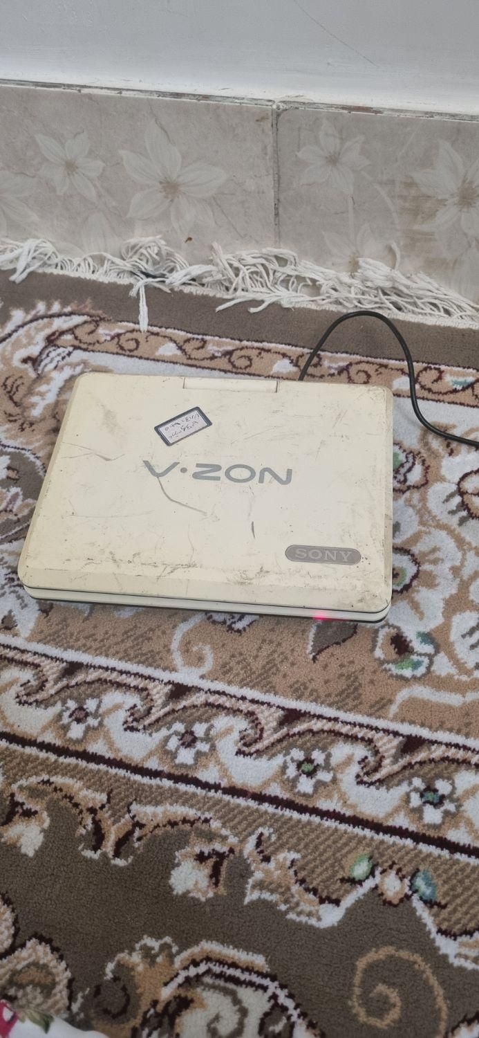 دی وی دی پلیر مانیتور دار|پخش‌کننده DVD و ویدیو|سرپل ذهاب, |دیوار