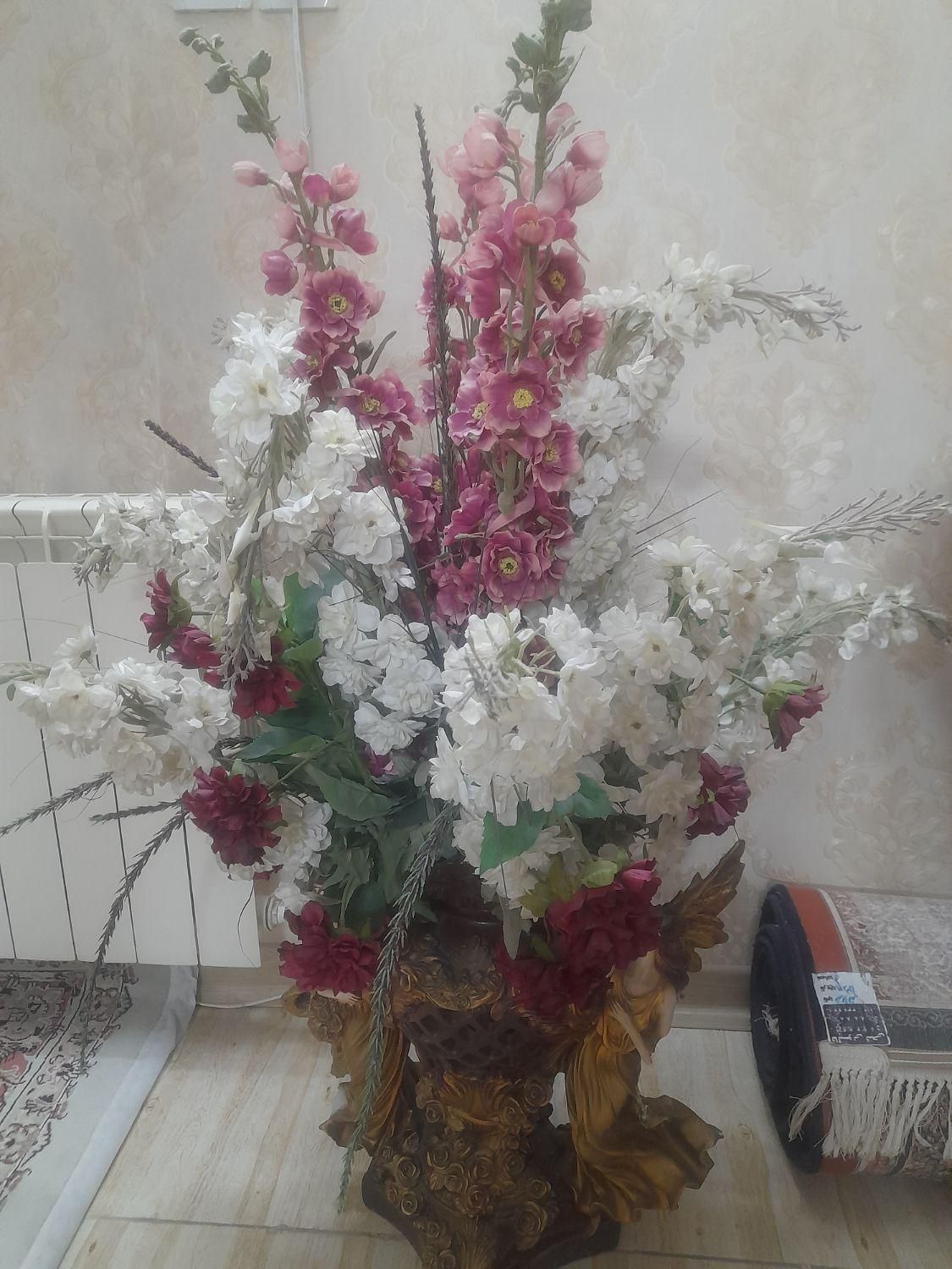 گل خارجی همراه گلدان|گل مصنوعی|گلستان (تهران), |دیوار