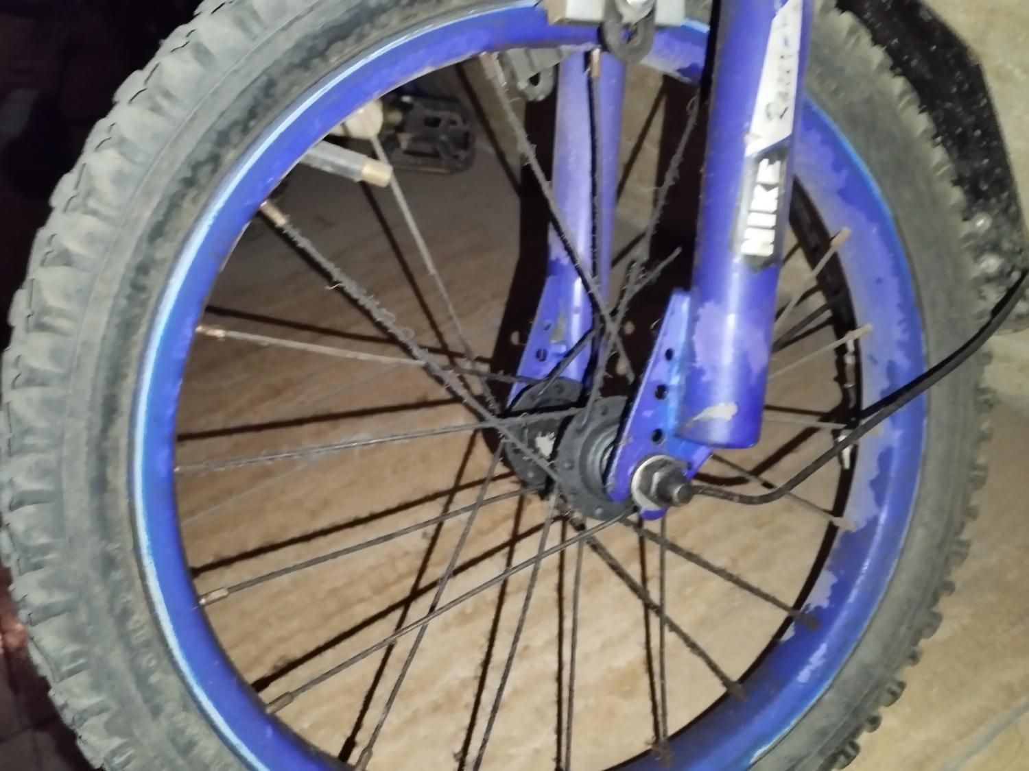 دو عدد دوچرخه شانزده تمیز خانگی یکیش کمک دار پرشی|دوچرخه، اسکیت، اسکوتر|تهران, علیآباد|دیوار