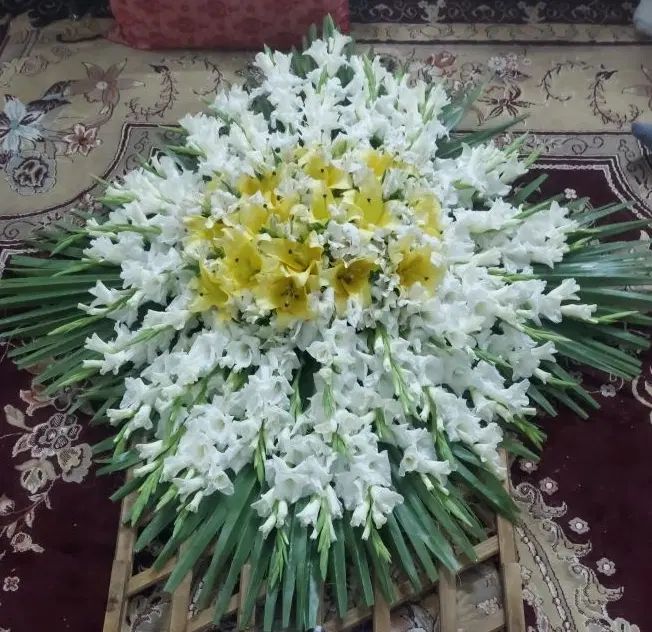 تاج ترحیم ۸۰۰ت یک تومن یکودویست|خدمات پذیرایی، مراسم|مشهد, مشکینی (شهرک غرب)|دیوار