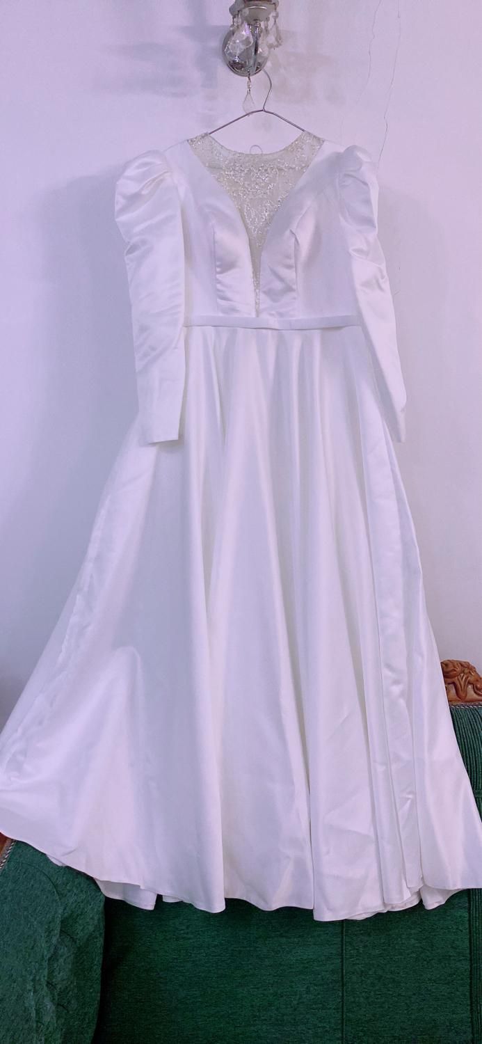 لباس عروسی و مجلسی و پالتو و کاپشن درحد خیلی نو|لباس|اردبیل, |دیوار