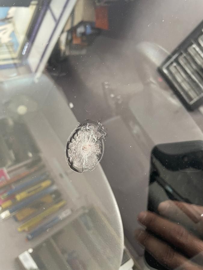 ترمیم شیشه اتومبیل سپاهان|خدمات موتور و ماشین|اصفهان, تخت فولاد|دیوار