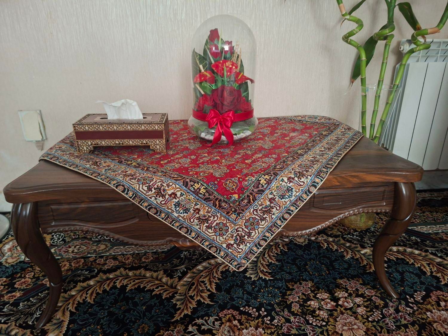 میز مبلمان|تلفن رومیزی|شیراز, باغ تخت|دیوار
