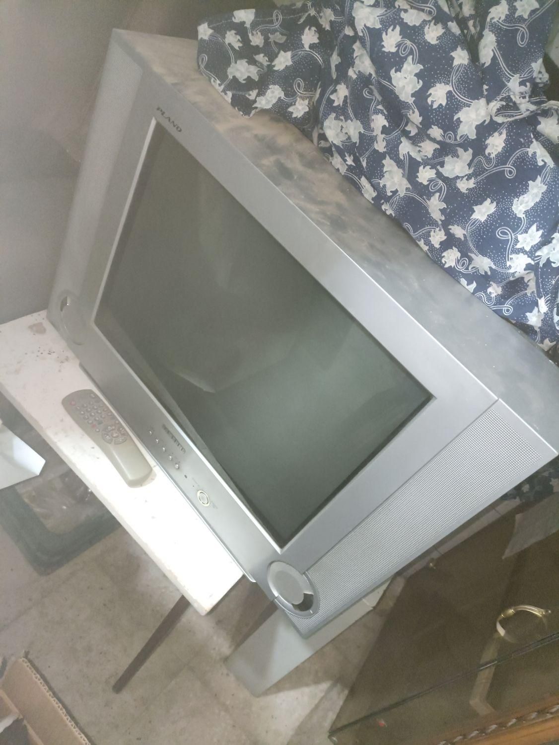 تلویزیون 21 اینچ  سامسونگ|تلویزیون و پروژکتور|قزوین, |دیوار