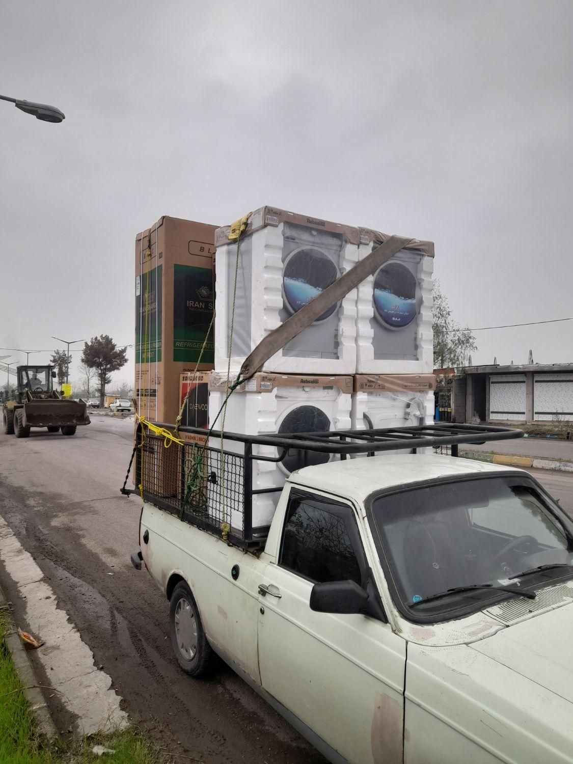 وانت تلفنی محمد.حمل بار باربری پیکان وانت.|خدمات حمل و نقل|رشت, توشیبا|دیوار