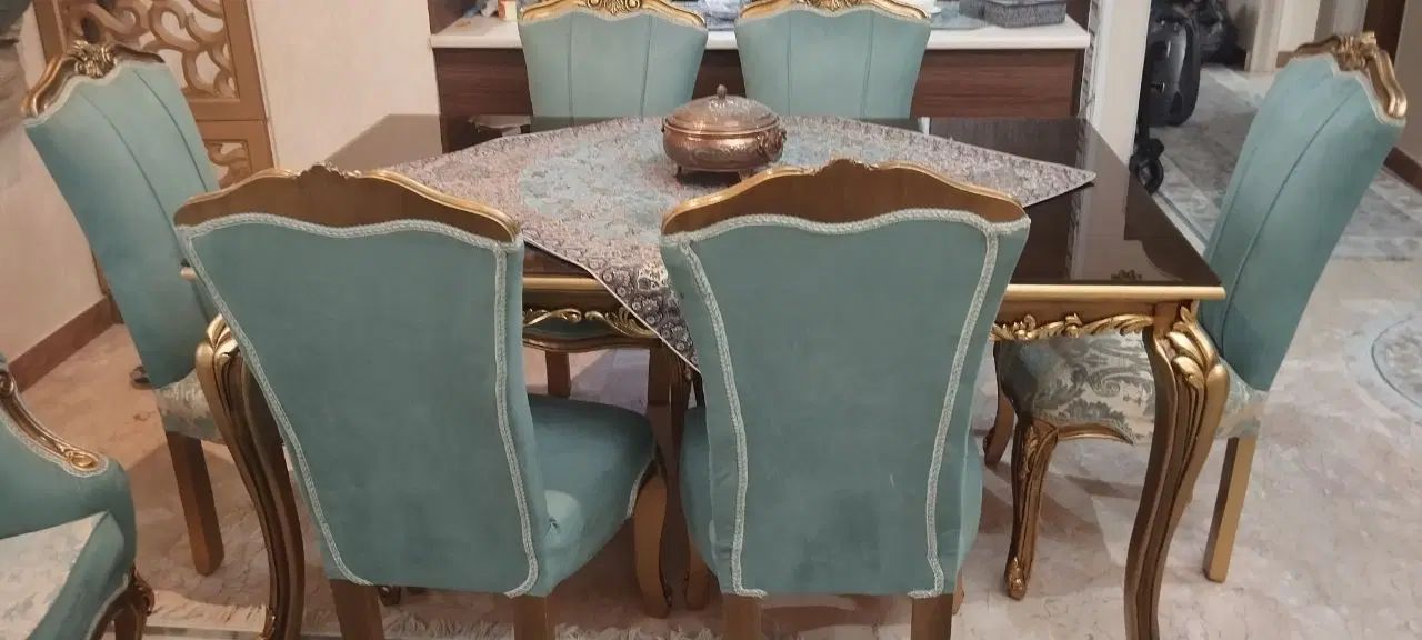 یک دست مبل ومیزناهار خوری جنس خوب باقیمت مناسب|مبلمان خانگی و میز عسلی|تهران, دروازه شمیران|دیوار