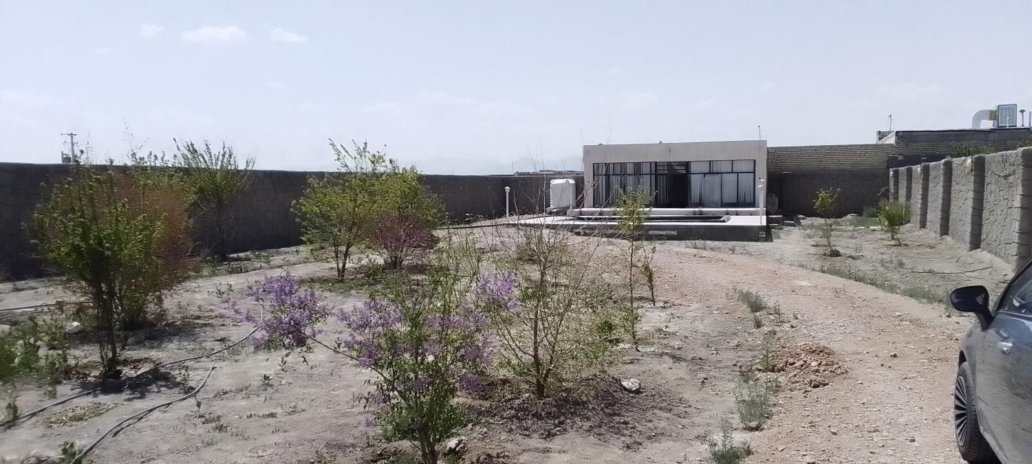 اجاره یک چهاردیواری ۹۰۰ متری با ساخت و استخر|اجارهٔ خانه و ویلا|اصفهان, براآن شمالی|دیوار