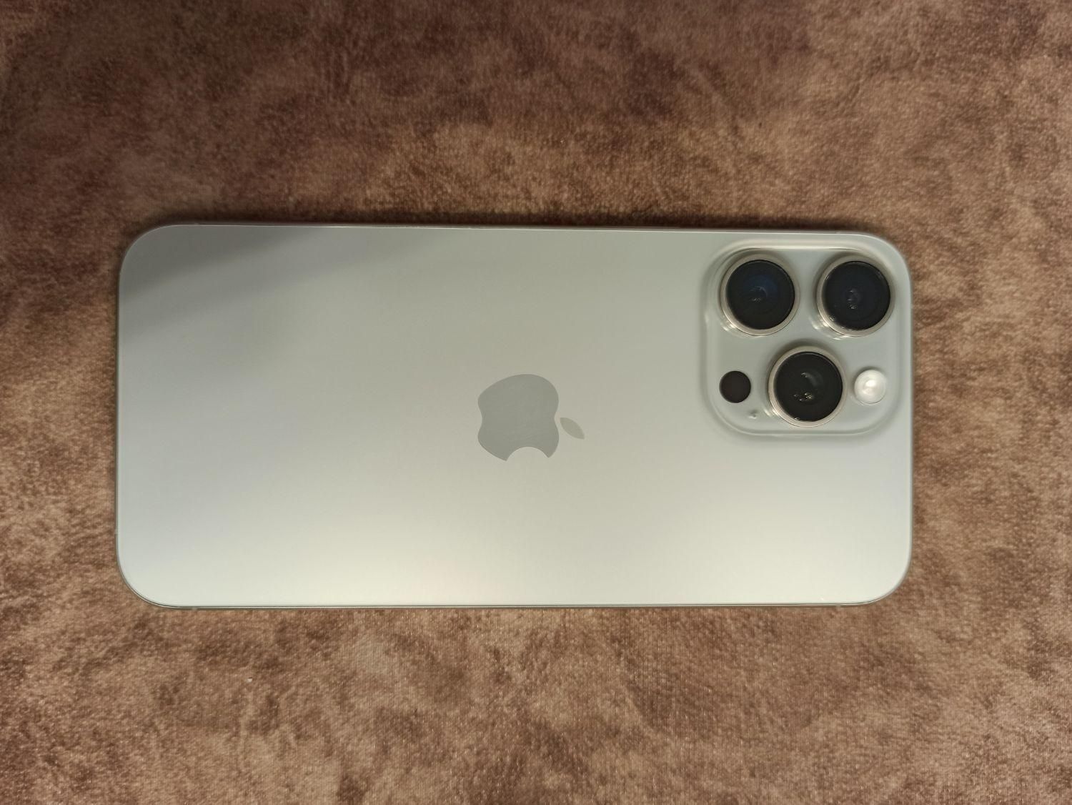 اپل iPhone 15 Pro Max با حافظهٔ ۲۵۶ گیگابایت|موبایل|بجنورد, |دیوار